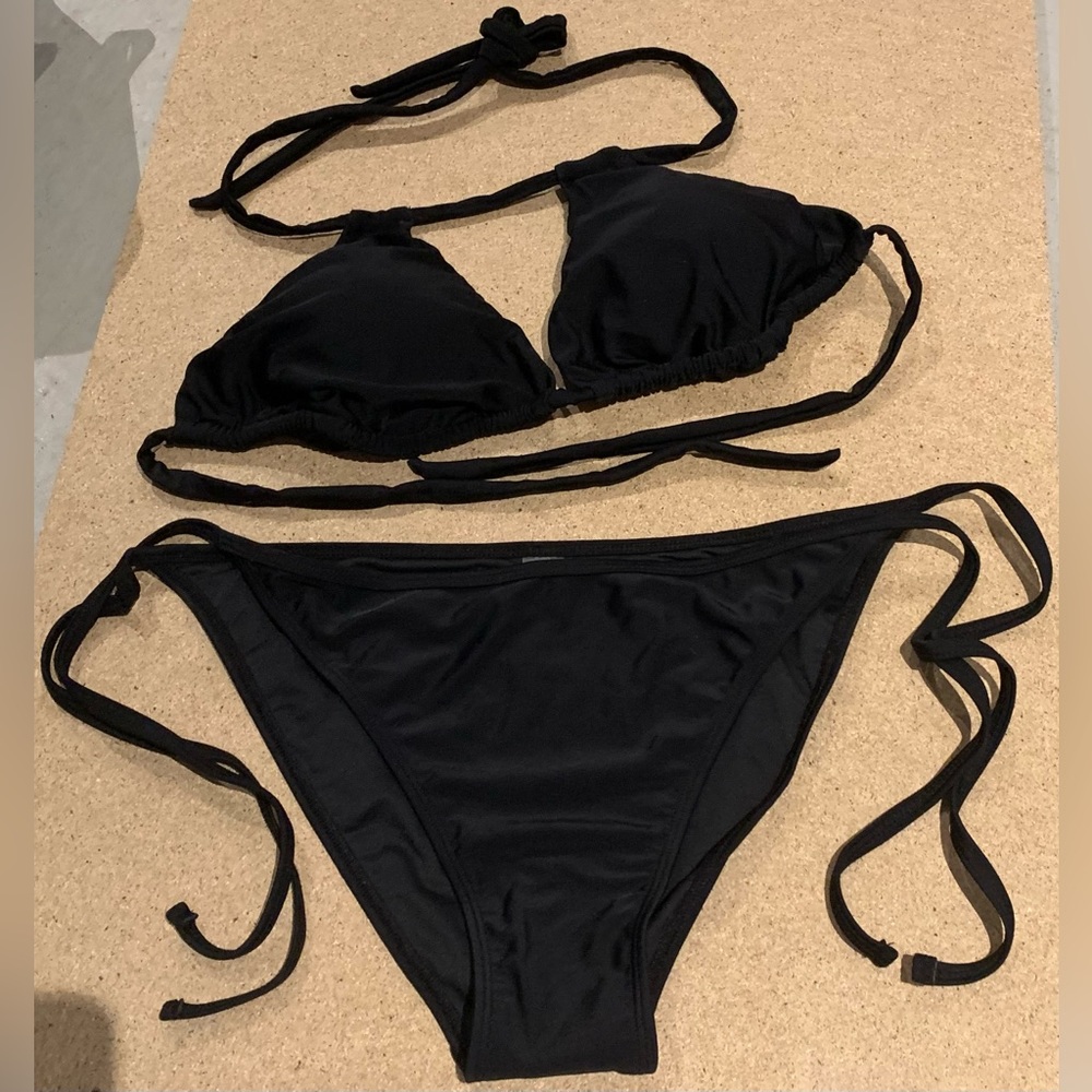 Bathing suit bikini